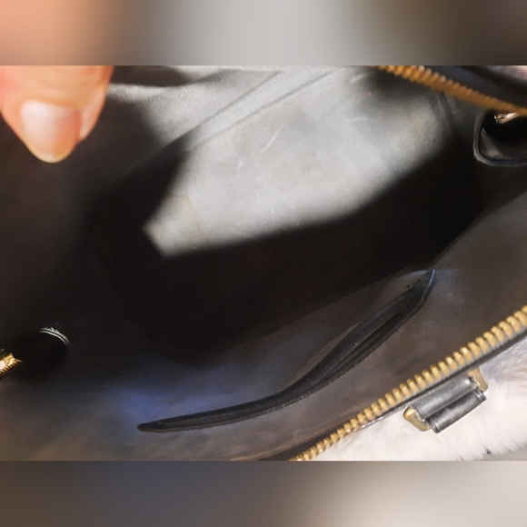 Louis Vuitton Vintage Epi Alma PM - Picture 15 of 16